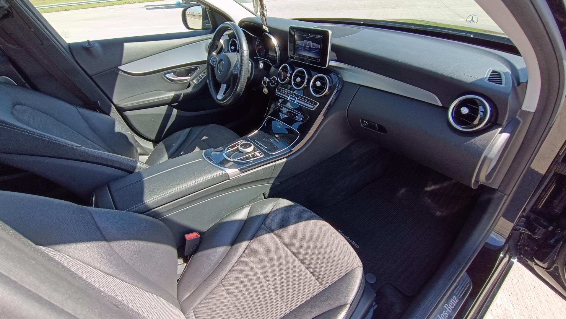 Cumpara/ Vinde online Mercedes-Benz C 200 2015 SH, la cel mai bun pret pentru tine!