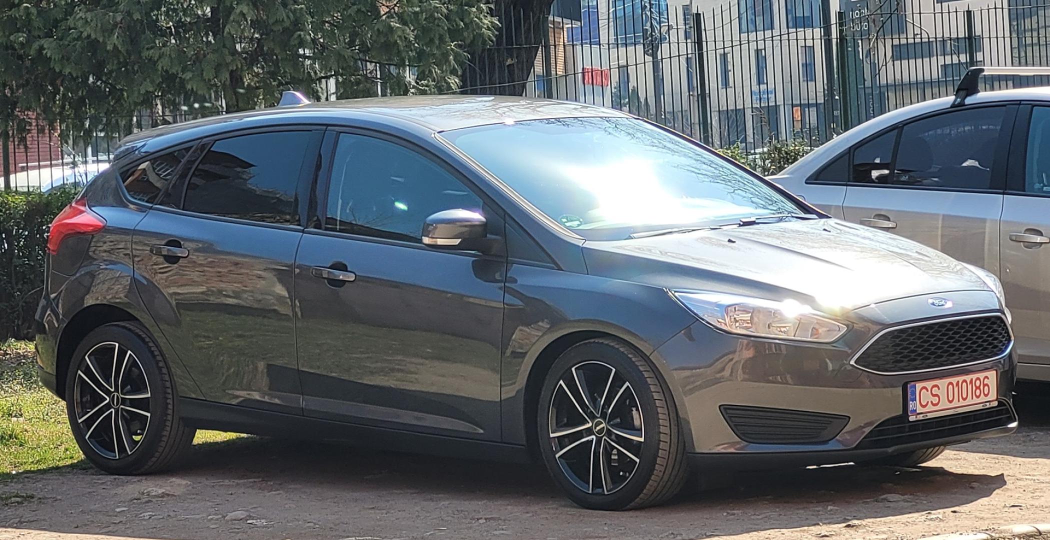 Cumpara/ Vinde online Ford Focus 2015 SH, la cel mai bun pret pentru tine!
