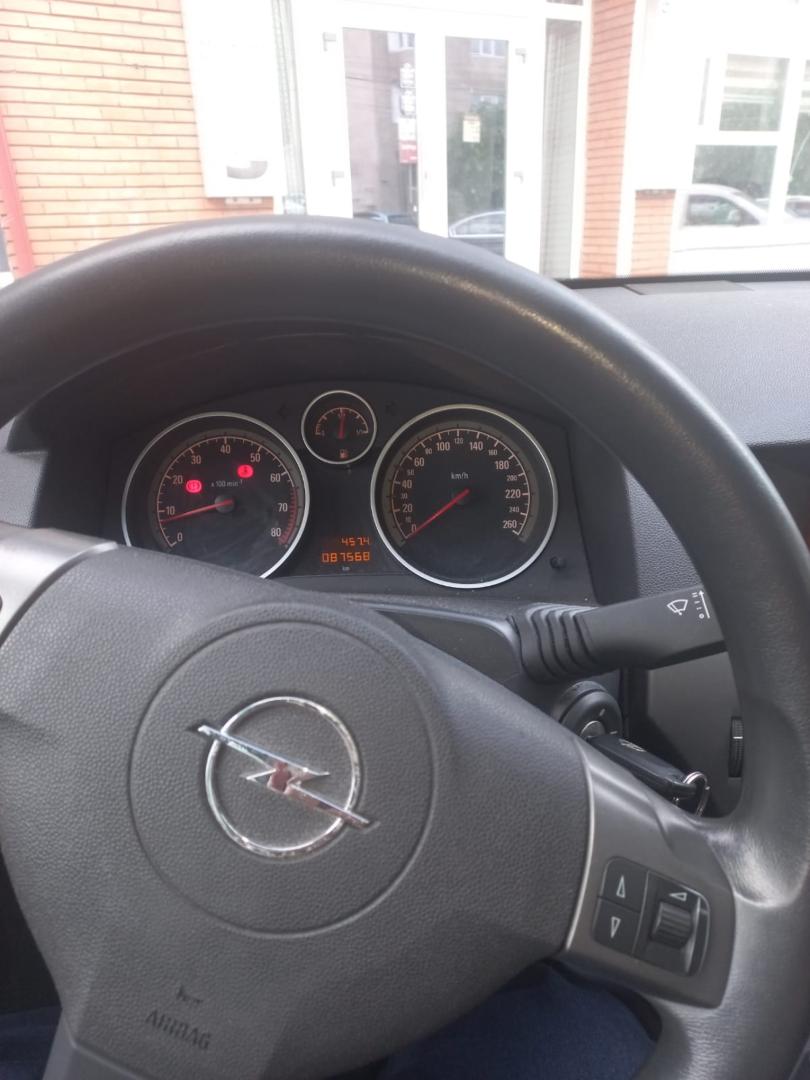 Cumpara/ Vinde online Opel Astra 2004 SH, la cel mai bun pret pentru tine!