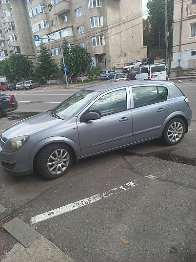 Cumpără / Vinde Opel Astra 2004 SH, la cel mai bun pret pentru tine!