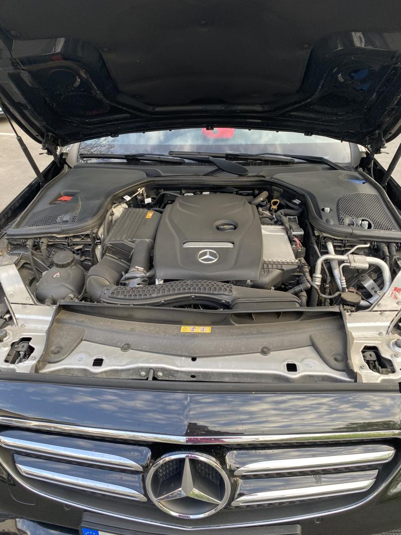 Cumpara/ Vinde online Mercedes-Benz 220 2019 SH, la cel mai bun pret pentru tine!