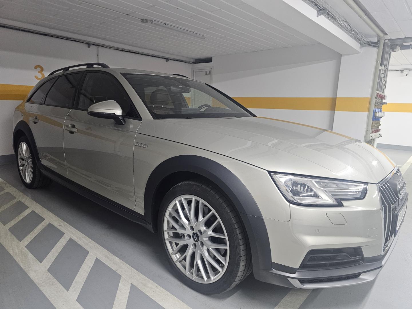 Cumpara/ Vinde online Audi A4 Allroad 2017 SH, la cel mai bun pret pentru tine!
