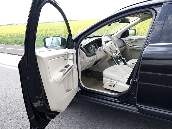 Cumpără / Vinde Volvo XC60 2013 SH, la cel mai bun pret pentru tine!
