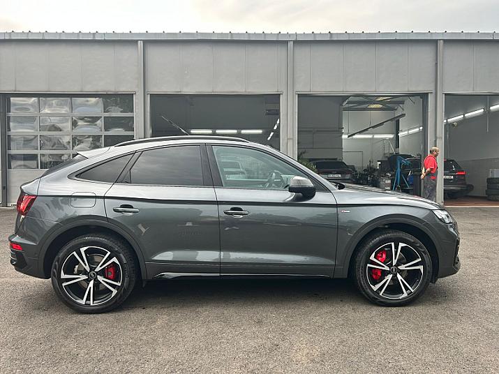 Cumpără / Vinde Audi Q5 2023 SH, la cel mai bun pret pentru tine!