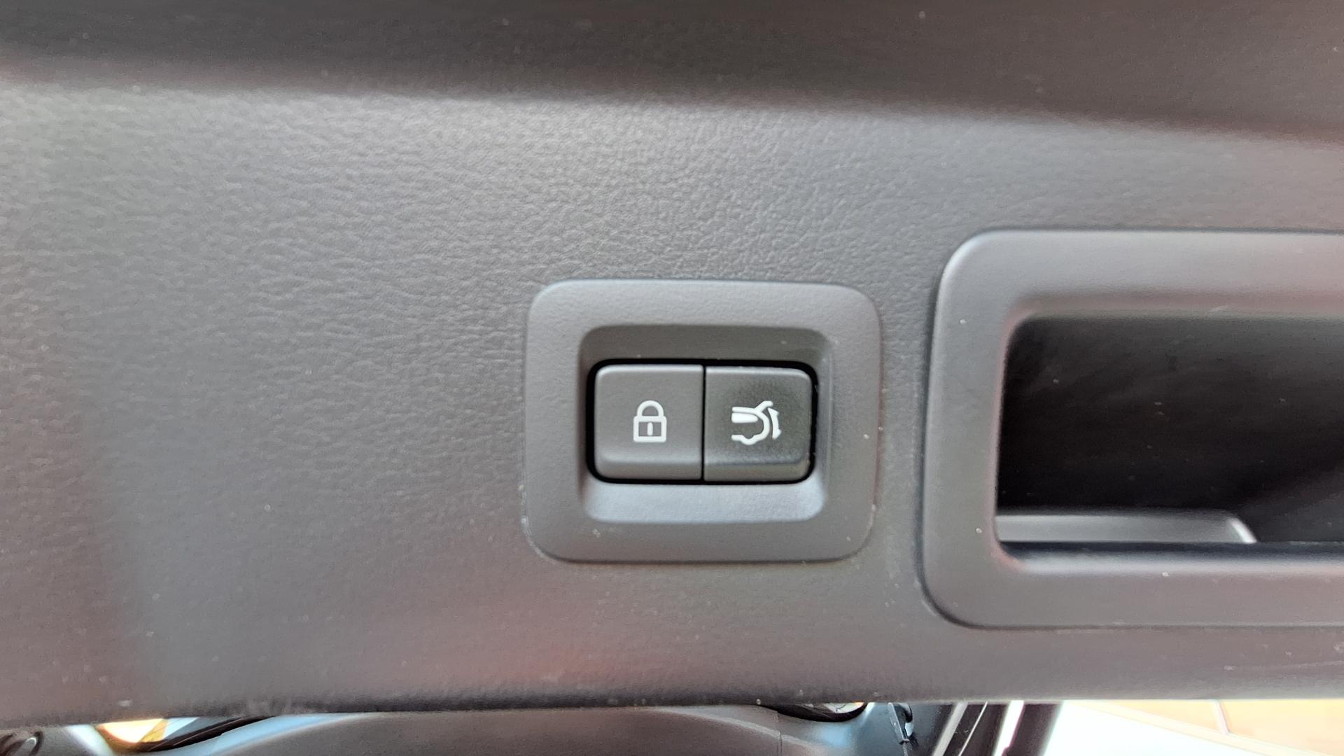 Cumpara/ Vinde online Mazda CX-30 2020 SH, la cel mai bun pret pentru tine!