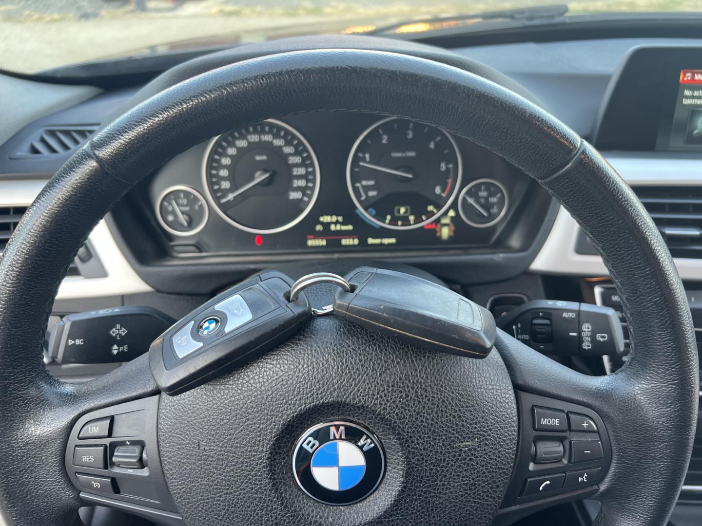 Cumpara/ Vinde online BMW 318 2018 SH, la cel mai bun pret pentru tine!