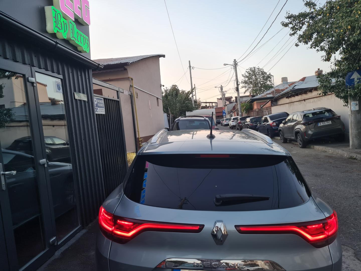 Cumpara/ Vinde online Renault  Megane 2021 SH, la cel mai bun pret pentru tine!