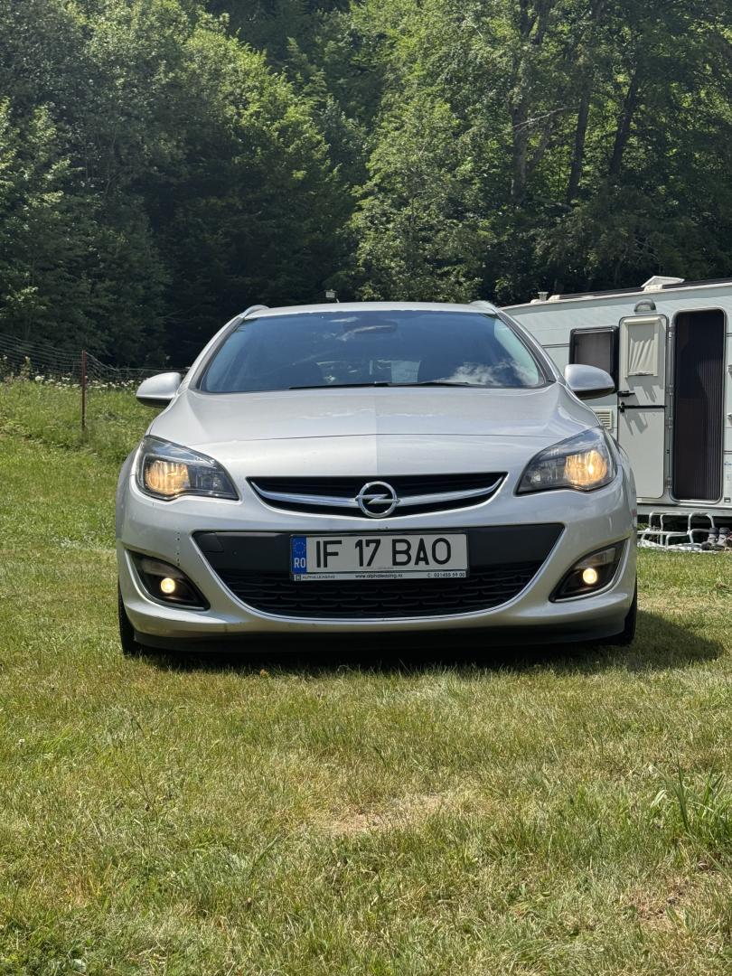 Cumpara/ Vinde online Opel Astra 2016 SH, la cel mai bun pret pentru tine!