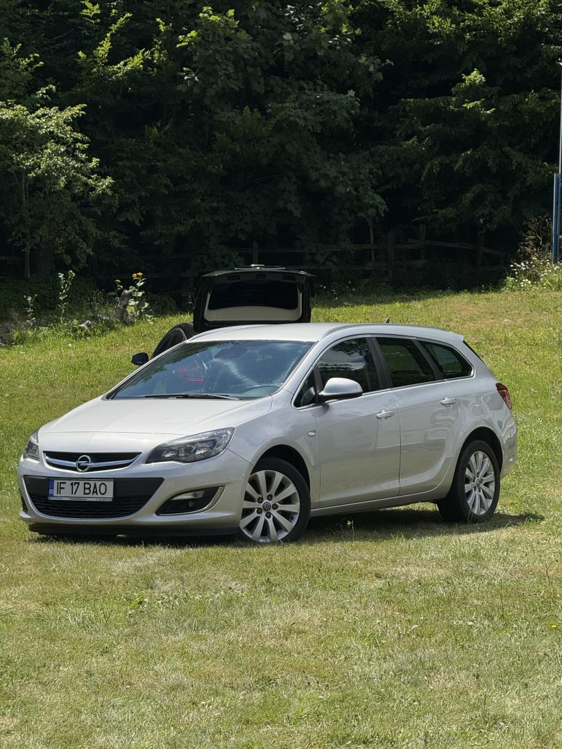 Cumpara/ Vinde online Opel Astra 2016 SH, la cel mai bun pret pentru tine!