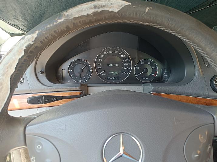 Cumpără / Vinde Mercedes-Benz E 320 2004 SH, la cel mai bun pret pentru tine!