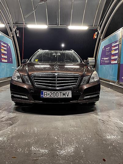 Licitează Mercedes-Benz E 220 sh