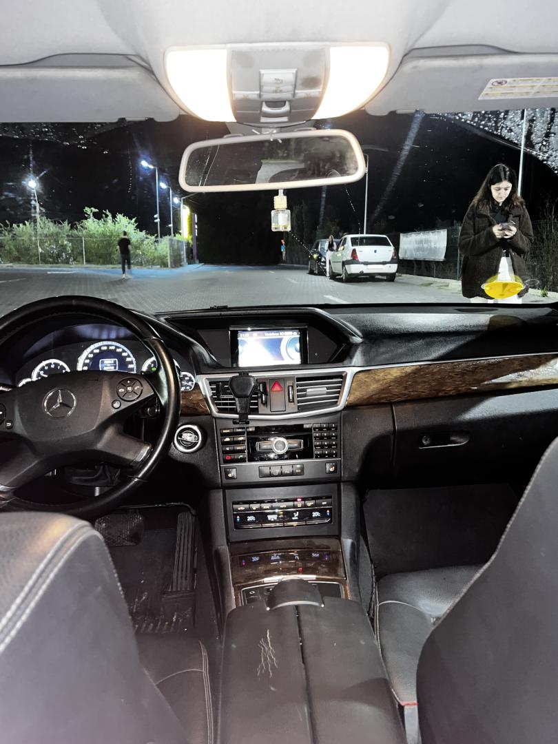Cumpara/ Vinde online Mercedes-Benz E 220 2011 SH, la cel mai bun pret pentru tine!