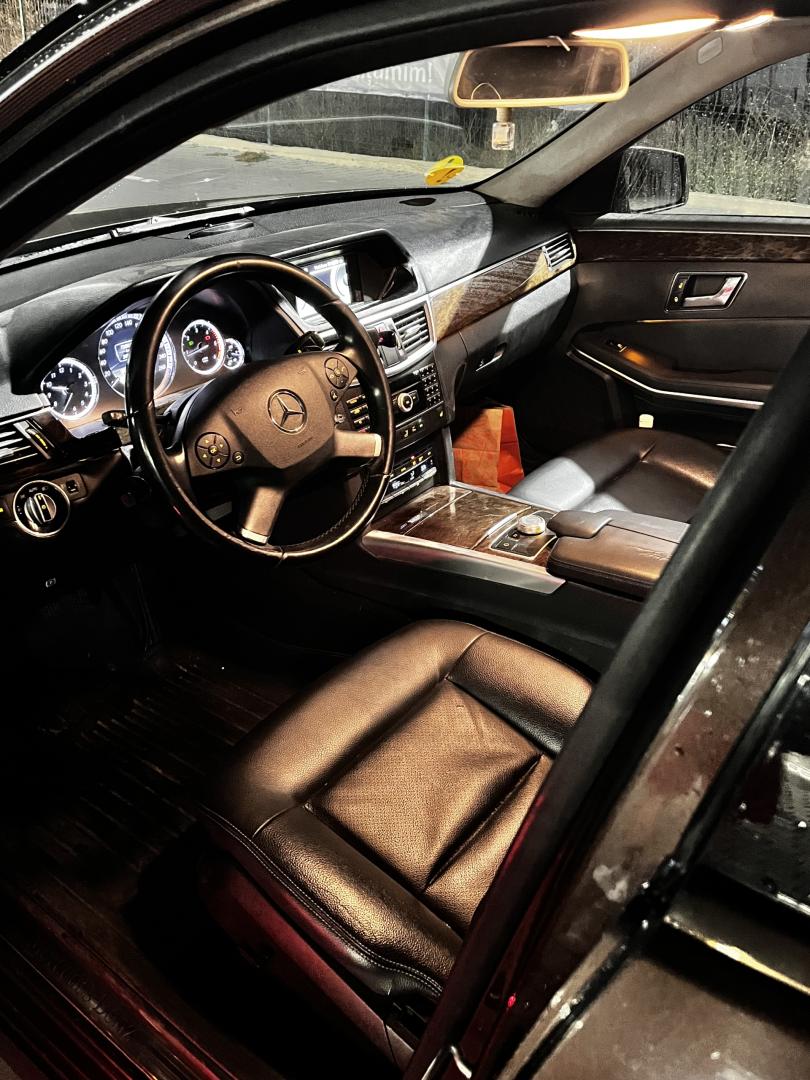 Cumpara/ Vinde online Mercedes-Benz E 220 2011 SH, la cel mai bun pret pentru tine!