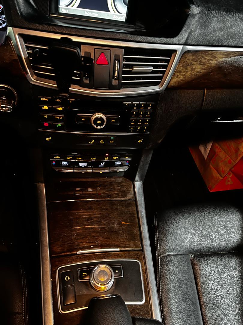 Cumpara/ Vinde online Mercedes-Benz E 220 2011 SH, la cel mai bun pret pentru tine!