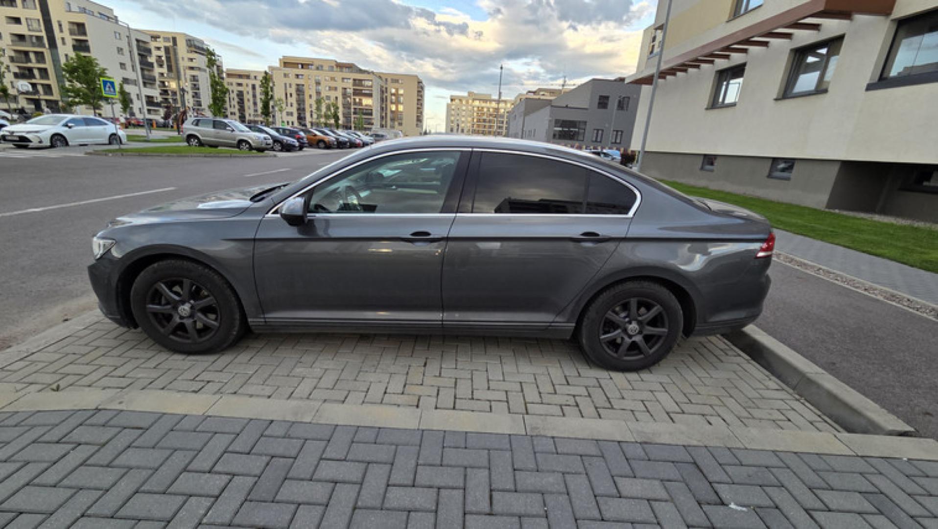 Cumpara/ Vinde online Volkswagen Passat 2016 SH, la cel mai bun pret pentru tine!