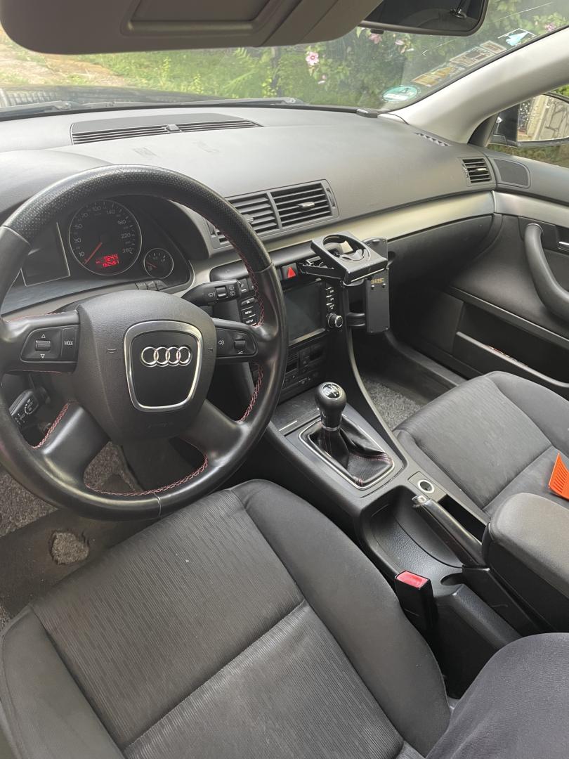 Cumpara/ Vinde online Audi A4 2007 SH, la cel mai bun pret pentru tine!