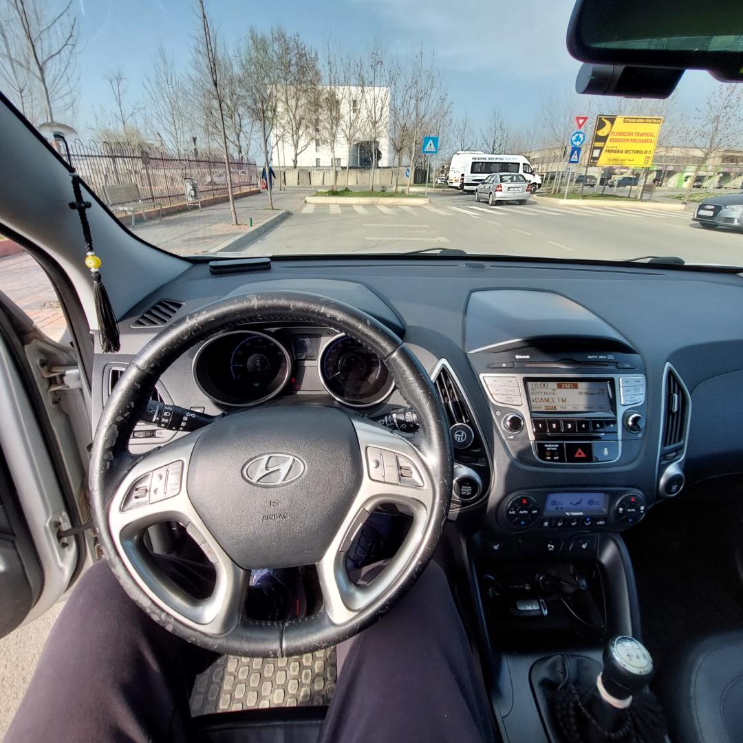 Cumpara/ Vinde online Hyundai ix35 2012 SH, la cel mai bun pret pentru tine!