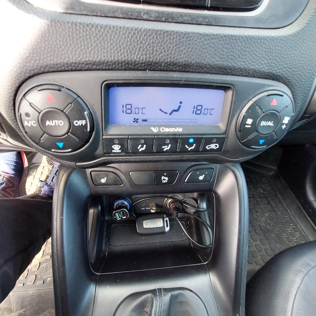 Cumpara/ Vinde online Hyundai ix35 2012 SH, la cel mai bun pret pentru tine!