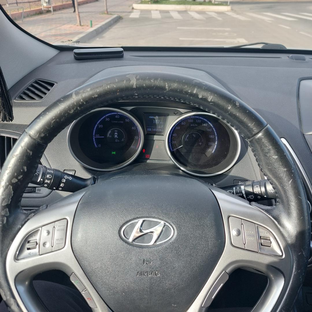 Cumpara/ Vinde online Hyundai ix35 2012 SH, la cel mai bun pret pentru tine!