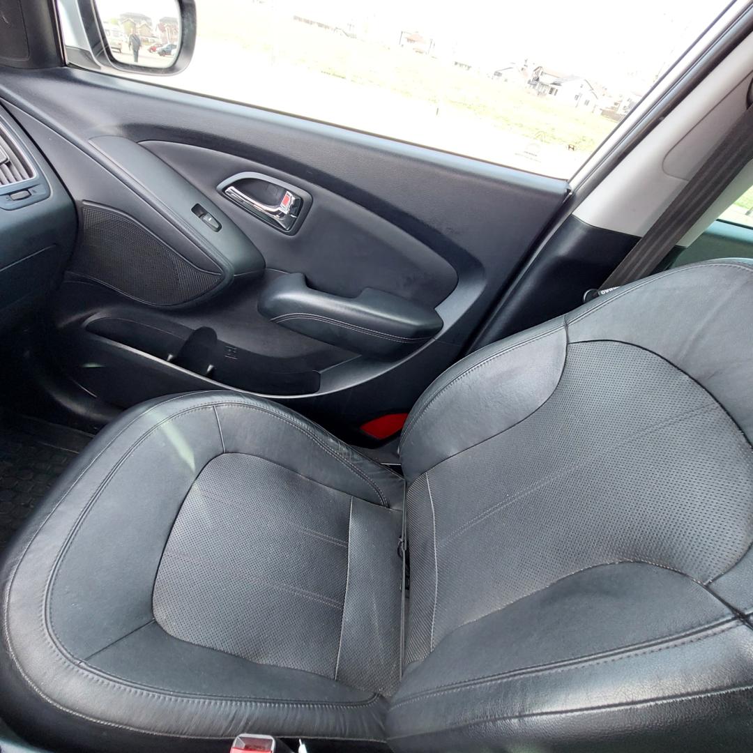 Cumpara/ Vinde online Hyundai ix35 2012 SH, la cel mai bun pret pentru tine!