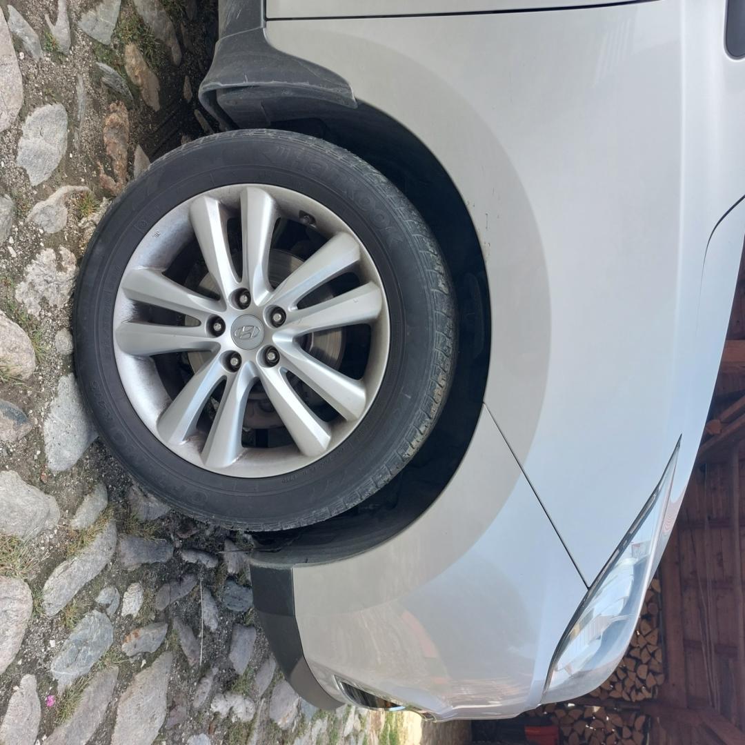 Cumpara/ Vinde online Hyundai ix35 2012 SH, la cel mai bun pret pentru tine!