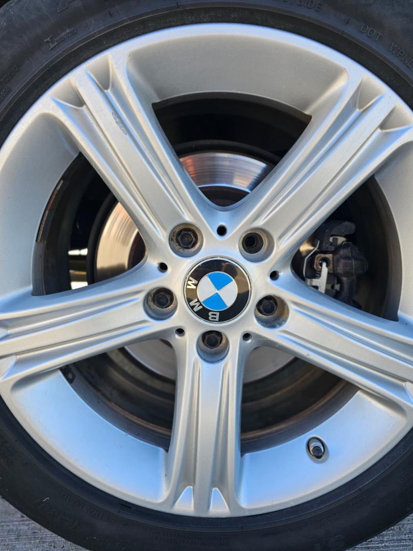 Cumpara/ Vinde online BMW 3 Series 2015 SH, la cel mai bun pret pentru tine!