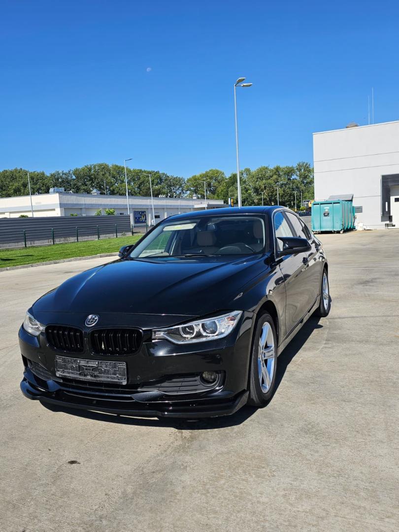 Cumpara/ Vinde online BMW 3 Series 2015 SH, la cel mai bun pret pentru tine!