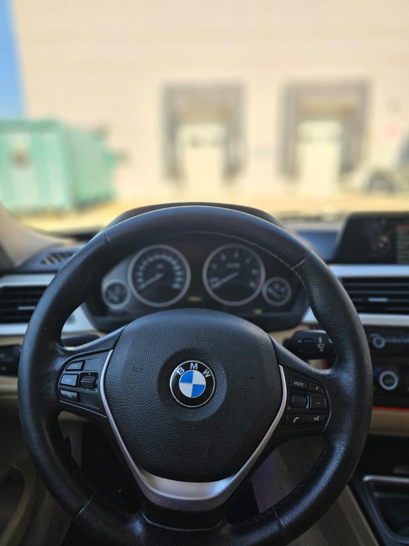 Cumpara/ Vinde online BMW 3 Series 2015 SH, la cel mai bun pret pentru tine!