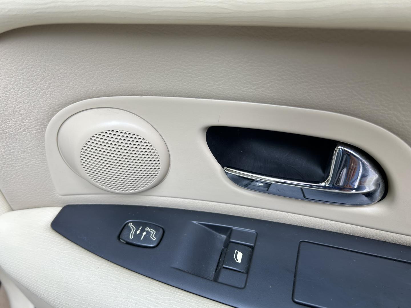 Cumpara/ Vinde online Citroen C6 2008 SH, la cel mai bun pret pentru tine!