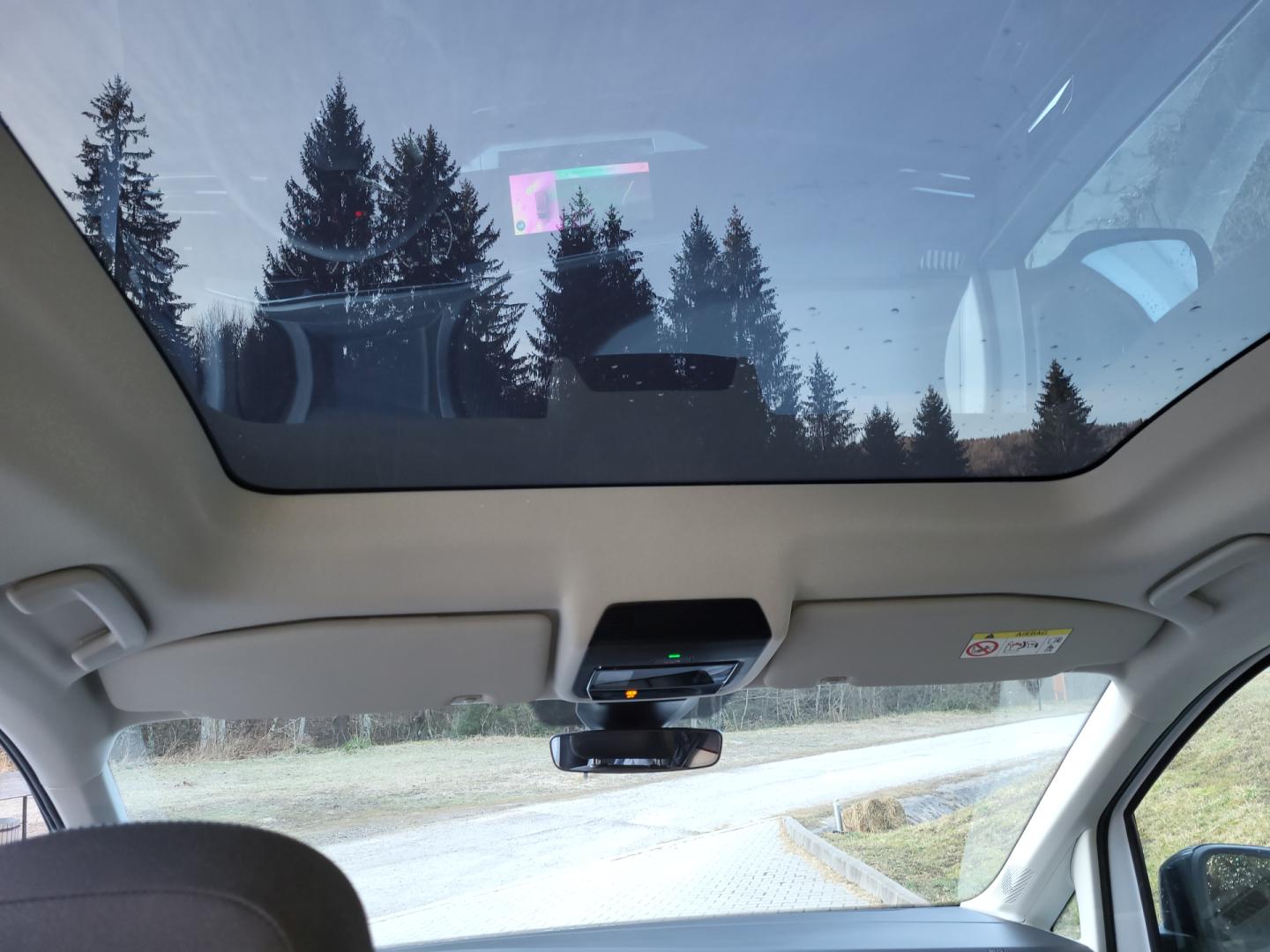 Cumpara/ Vinde online Ford Tourneo Connect 2023 SH, la cel mai bun pret pentru tine!