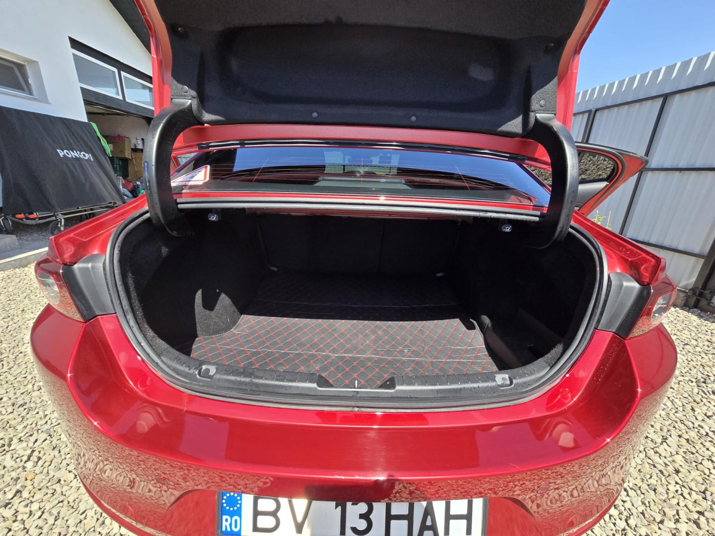 Cumpara/ Vinde online Mazda 3 2024 SH, la cel mai bun pret pentru tine!