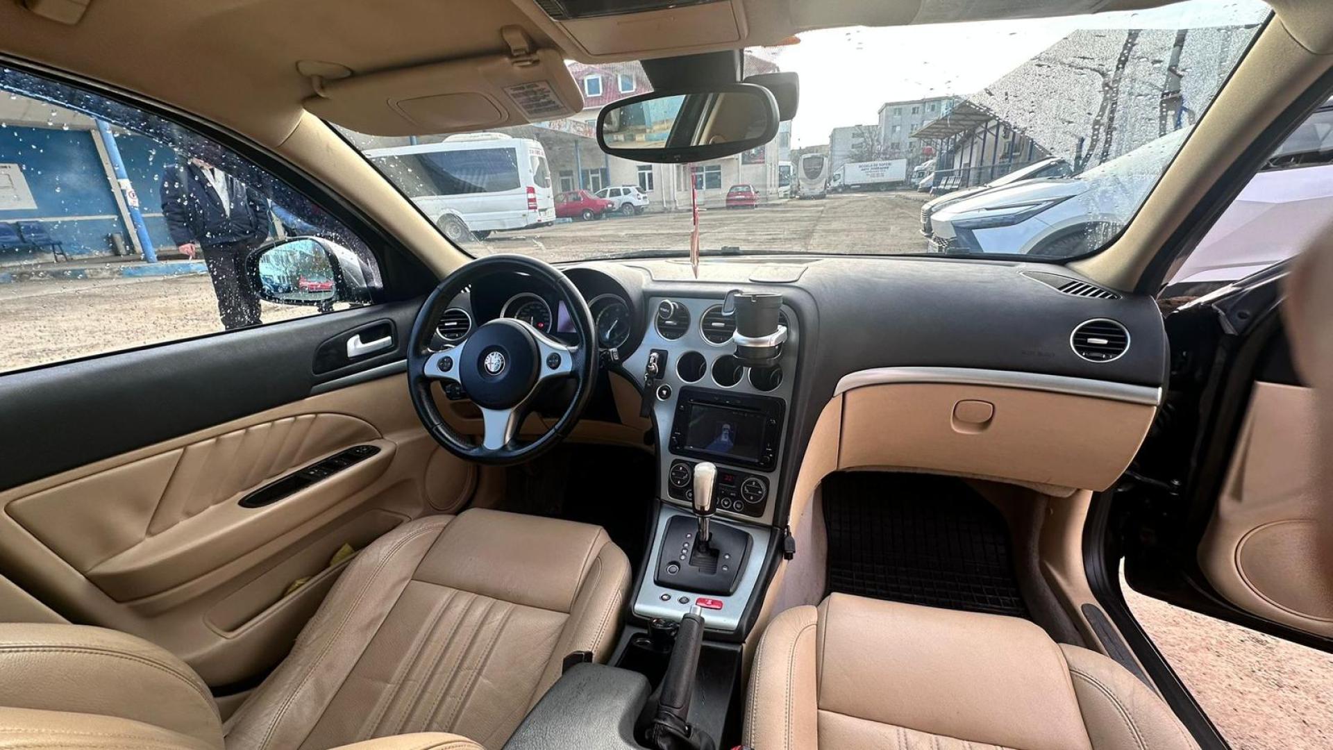 Cumpara/ Vinde online Alfa Romeo Alfa 159 2010 SH, la cel mai bun pret pentru tine!