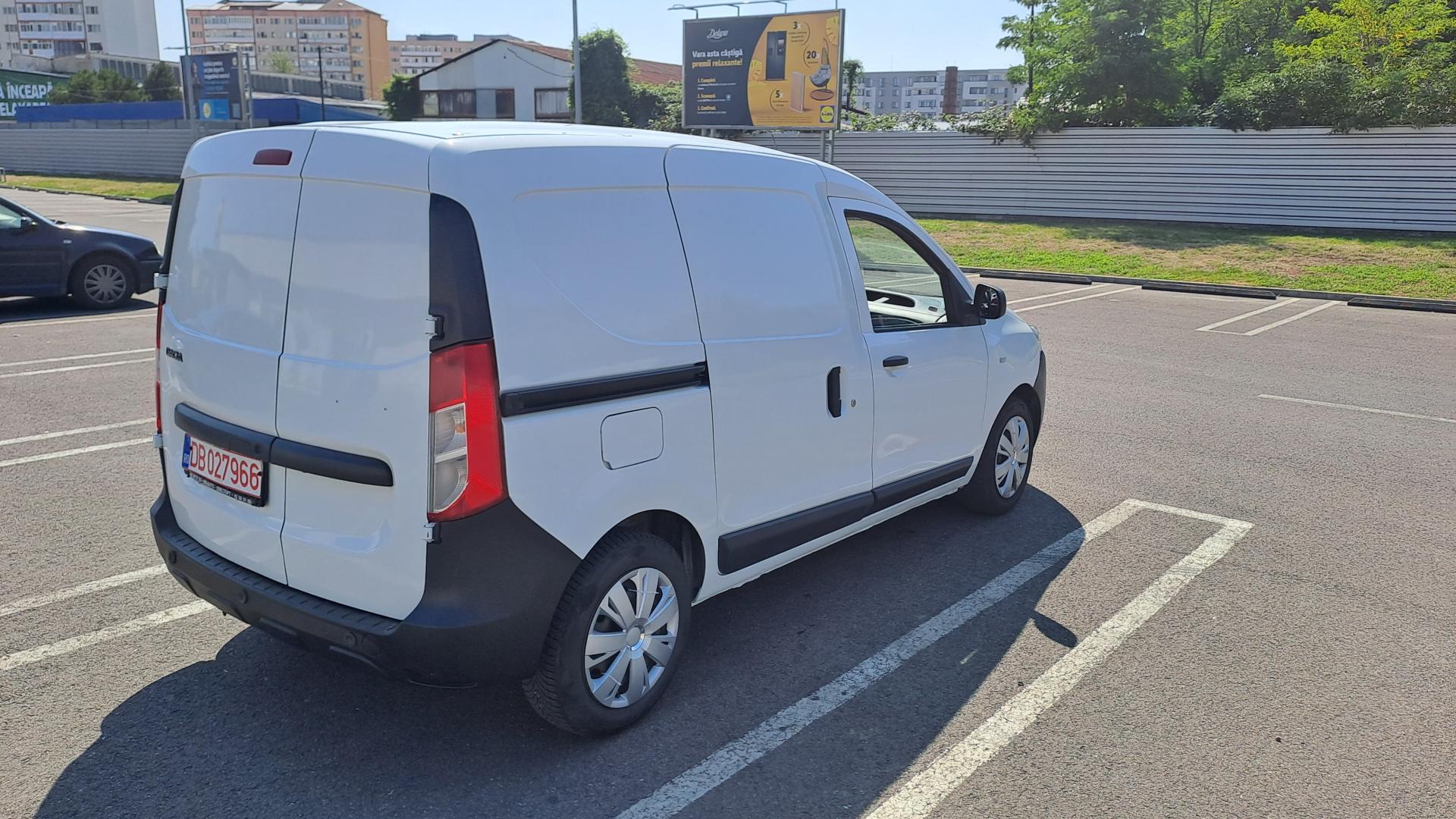 Cumpara/ Vinde online Dacia Dokker 2021 SH, la cel mai bun pret pentru tine!