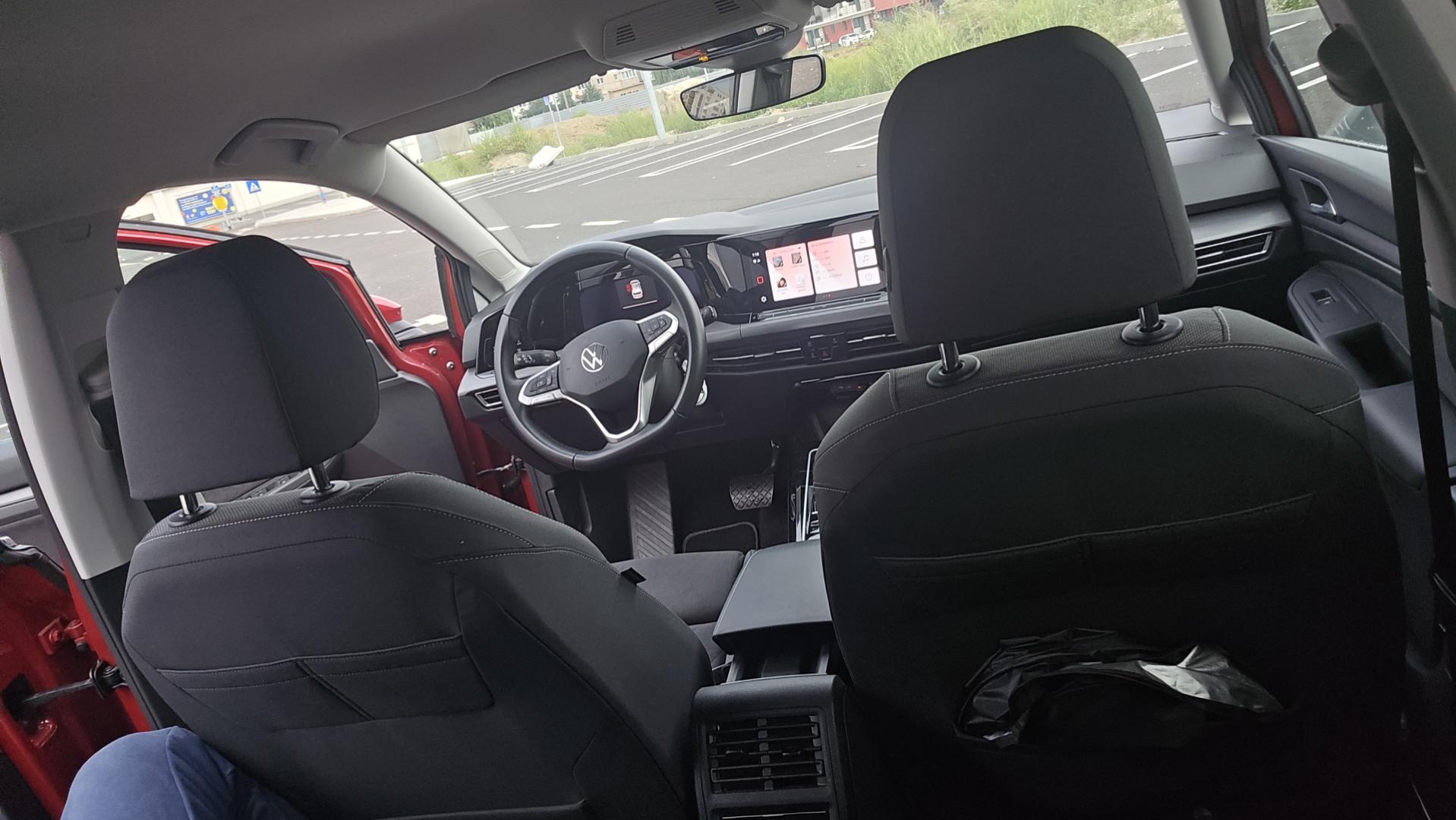 Cumpara/ Vinde online Volkswagen Golf 2023 SH, la cel mai bun pret pentru tine!