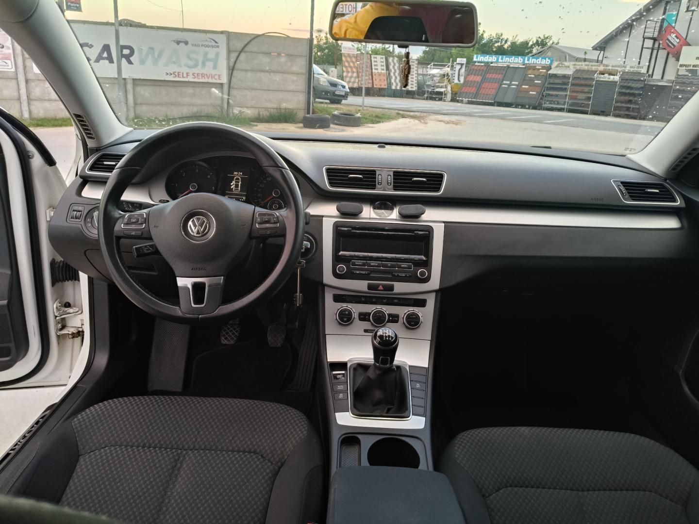 Cumpara/ Vinde online Volkswagen Passat Variant 2014 SH, la cel mai bun pret pentru tine!