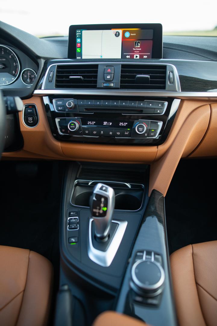 Cumpara/ Vinde online BMW 318 2017 SH, la cel mai bun pret pentru tine!
