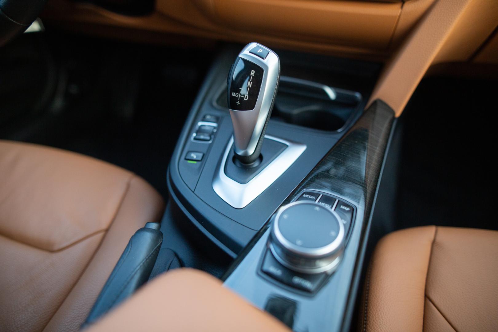 Cumpara/ Vinde online BMW 318 2017 SH, la cel mai bun pret pentru tine!