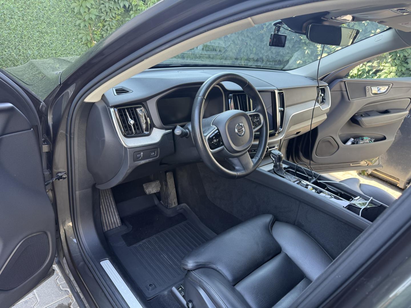 Cumpara/ Vinde online Volvo XC60 2018 SH, la cel mai bun pret pentru tine!