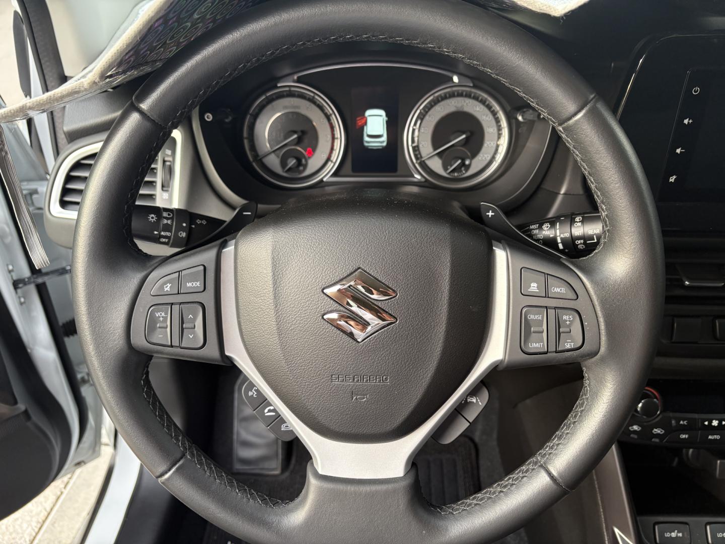 Cumpara/ Vinde online Suzuki SX4 S-Cross 2024 SH, la cel mai bun pret pentru tine!