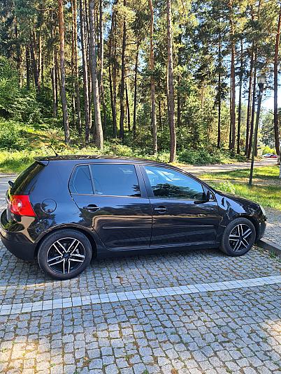 Cumpără / Vinde Volkswagen Golf 2008 SH, la cel mai bun pret pentru tine!