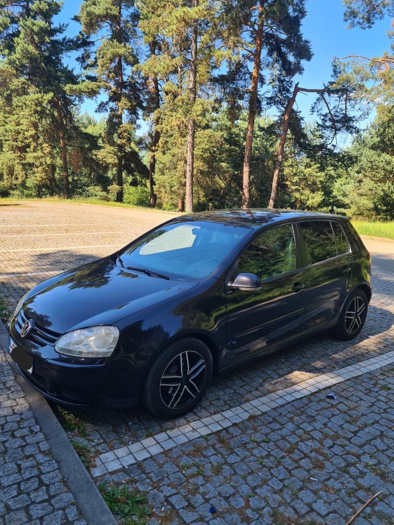 Cumpara/ Vinde online Volkswagen Golf 2008 SH, la cel mai bun pret pentru tine!