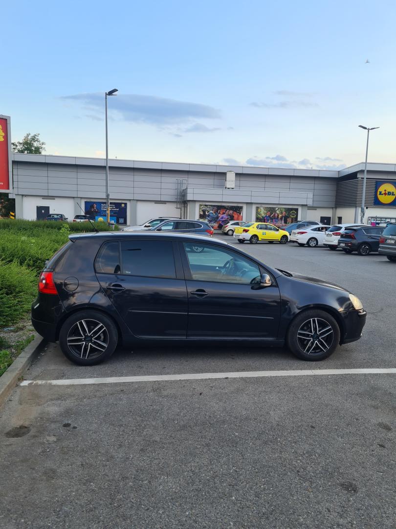 Cumpara/ Vinde online Volkswagen Golf 2008 SH, la cel mai bun pret pentru tine!