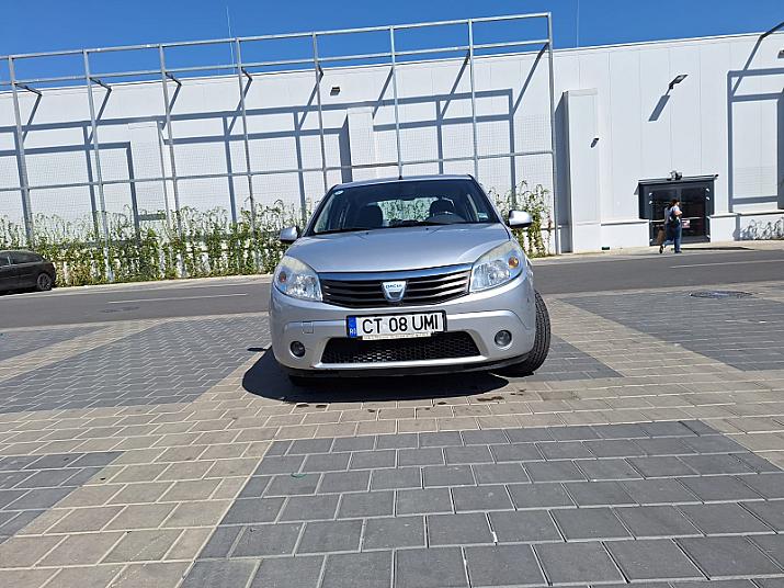 Cumpără / Vinde Dacia Sandero 2009 SH, la cel mai bun pret pentru tine!