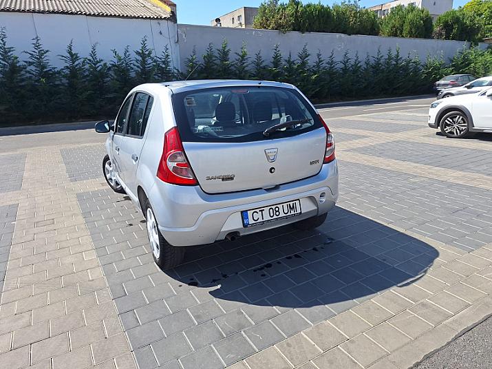 Cumpără / Vinde Dacia Sandero 2009 SH, la cel mai bun pret pentru tine!