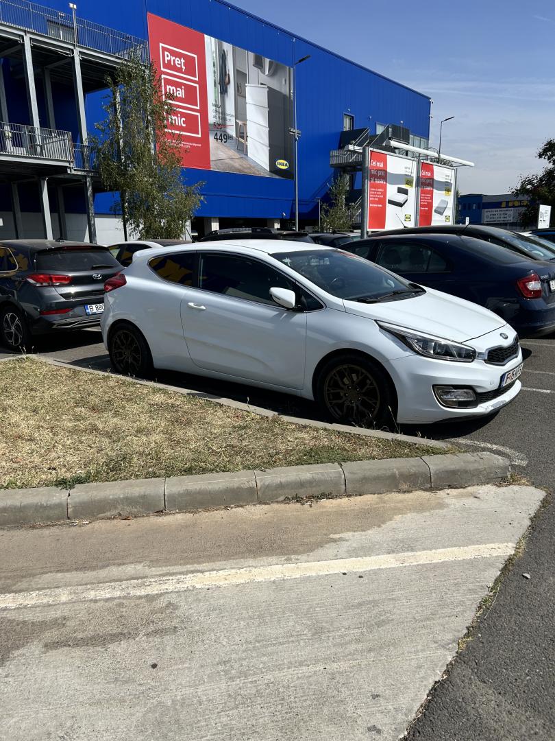 Cumpara/ Vinde online Kia ProCeed 2013 SH, la cel mai bun pret pentru tine!