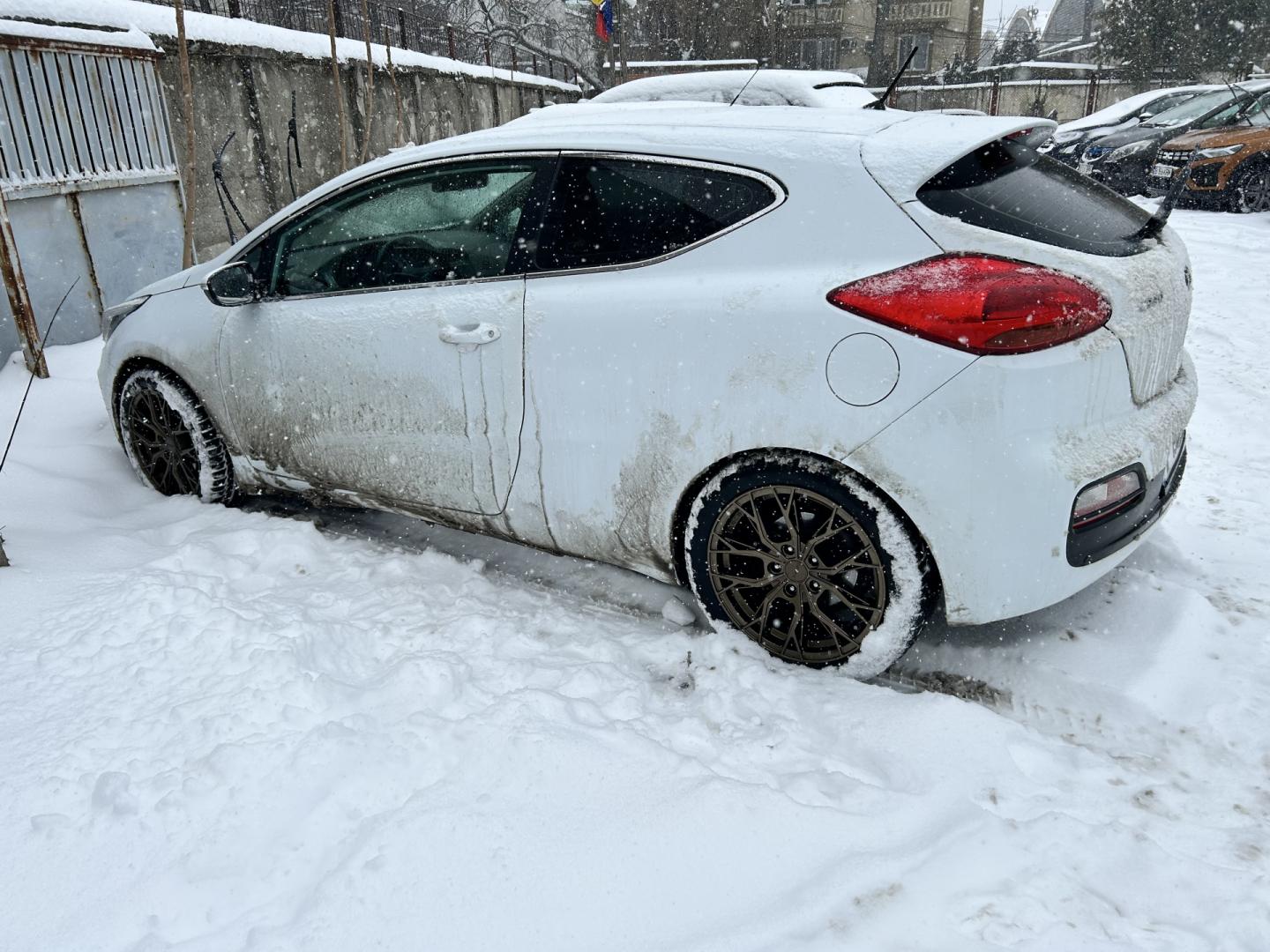 Cumpara/ Vinde online Kia ProCeed 2013 SH, la cel mai bun pret pentru tine!