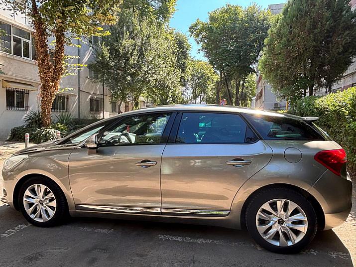 Cumpără / Vinde Citroen DS5 2015 SH, la cel mai bun pret pentru tine!