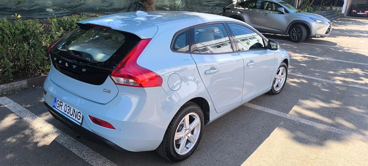 Cumpără / Vinde Volvo V40 2017 SH, la cel mai bun pret pentru tine!