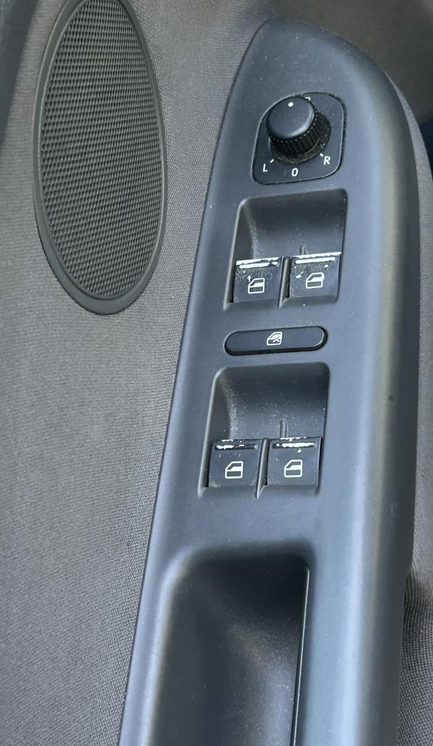 Cumpara/ Vinde online Volkswagen Golf Plus 2007 SH, la cel mai bun pret pentru tine!