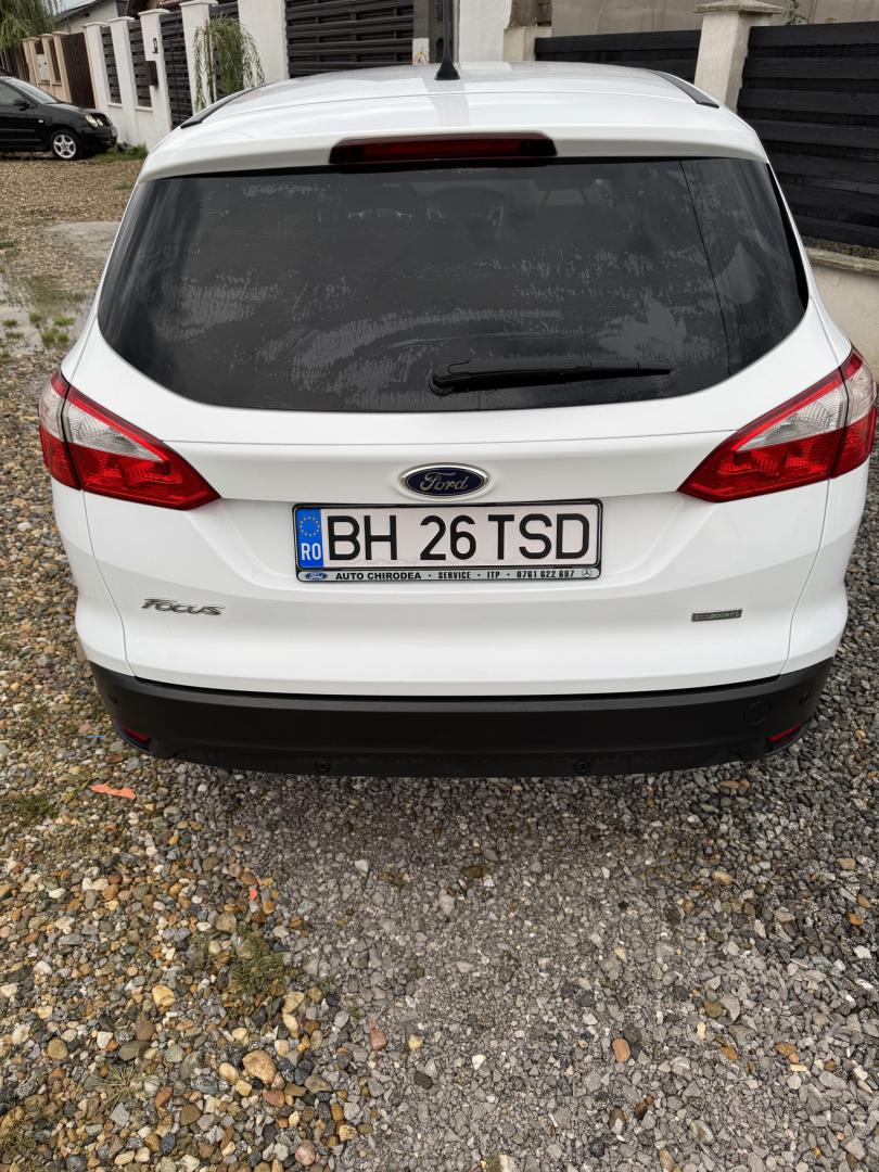 Cumpara/ Vinde online Ford Focus 2014 SH, la cel mai bun pret pentru tine!